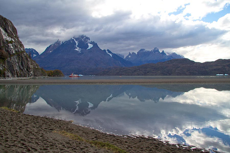 Lago Grey in NP Torres del Paine, Chili.
