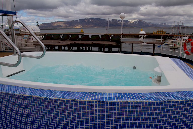 Bubbelbad op het achterdek.