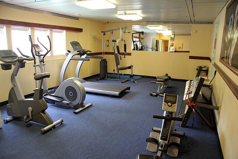 Fitnessruimte aan boord van expeditiecruiseschip Expedition.